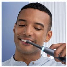 Oral-B magnetický zubní kartáček iO saries 7 Duo Black/White