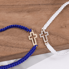 Pletený náramok s krížikom modrý