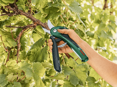 Bosch Aku záhradné nožnice EasyPrune (0.600.8B2.102)