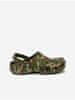 Zelené pánské maskáčové pantofle Crocs 39-40