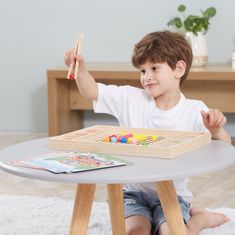 Viga Toys Drevená loptová hra Chytaj a porovnávaj Montessori puzzle